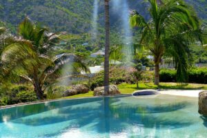 Villa La Roche dans l'Eau : Garden and View